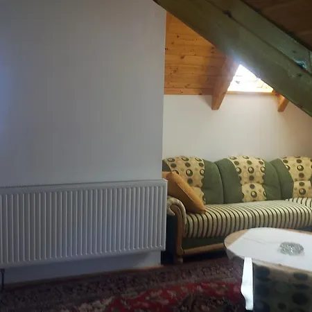 Szabo Pince Vendeghaz * Balatonederics