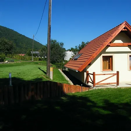 Szabo Pince Vendeghaz Gasthuis *