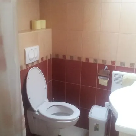 Szabo Pince Vendeghaz