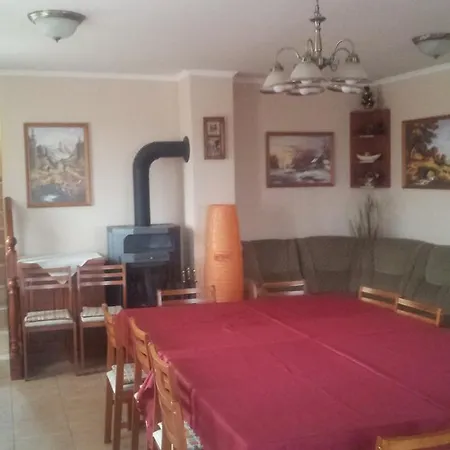 Szabo Pince Vendeghaz